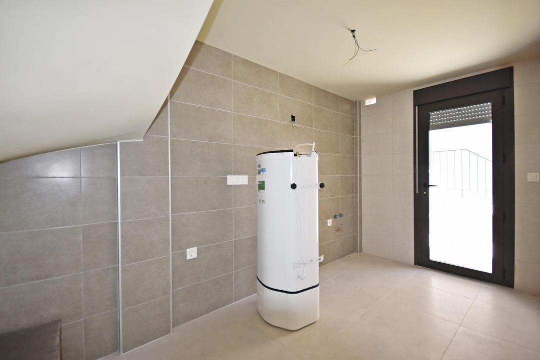 property gallery image 15