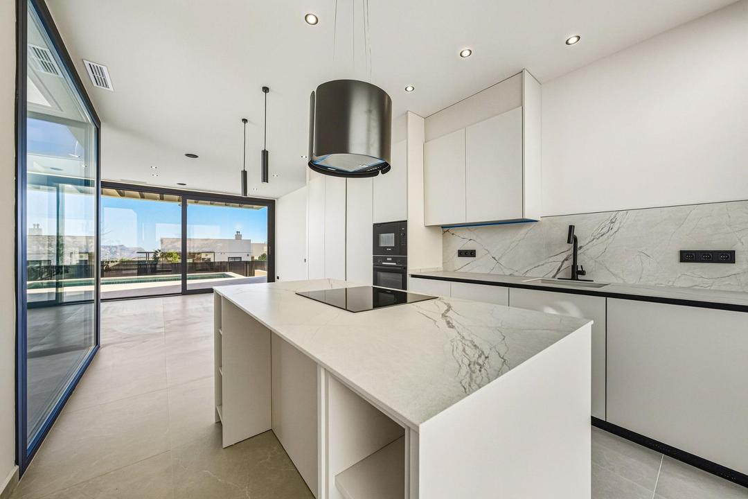 property gallery image 8