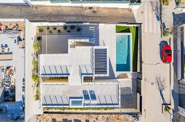 property gallery image 1