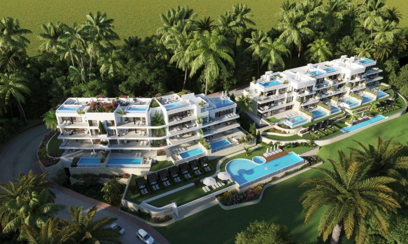 New build residential complex with luxury apartments in Las Colinas Golf, combining modern and traditional Mediterranean architecture. Features include underfloor heating, quooker tap, smart home system. The complex offers amenities like tennis, fitness, golf, and scenic views.