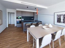 property gallery image 8